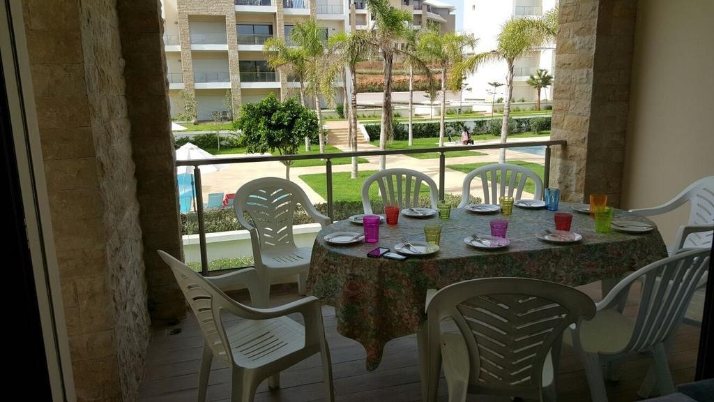 Plage Des Nations Apartment Sidi Bouqnadel Room photo