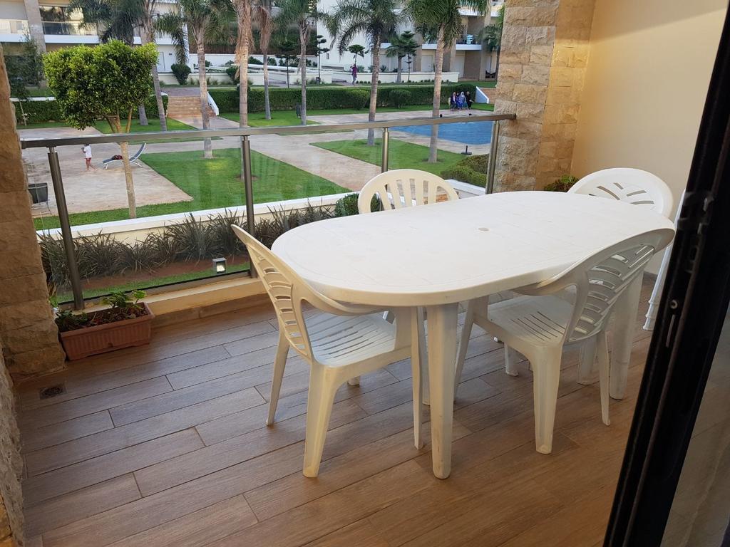 Plage Des Nations Apartment Sidi Bouqnadel Exterior photo